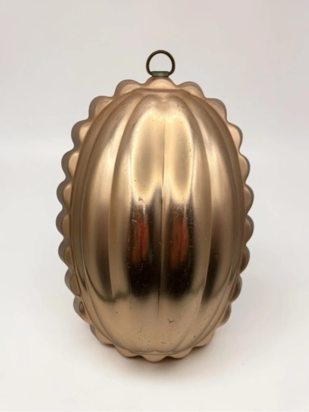 Vintage Copper Toned Aluminum Oval Shape Fluted Jello Mold Kitchen Wall Decor